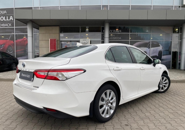 Toyota Camry cena 109900 przebieg: 97266, rok produkcji 2020 z Kalisz małe 562